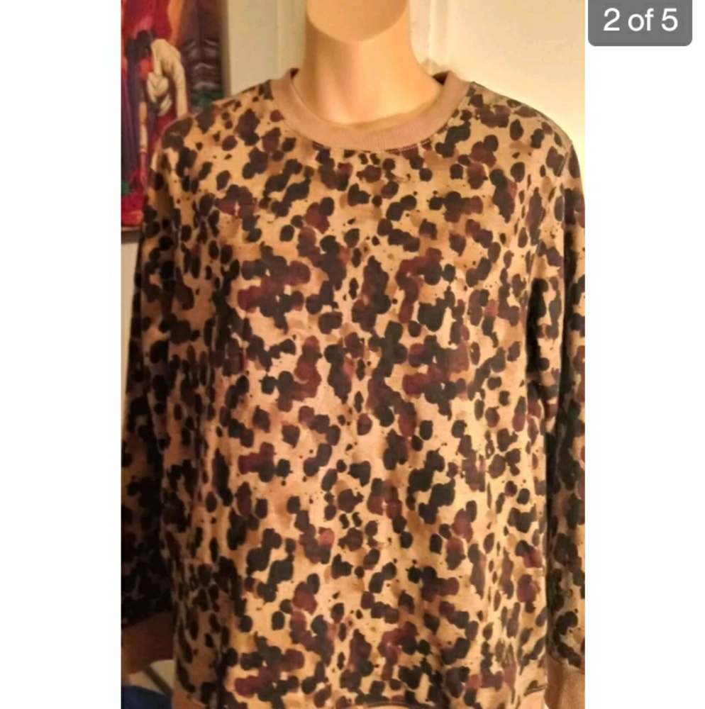 Stars Above Women's Long Sleeve Sweatshirt/Lounge Wear. Size Small. NWT